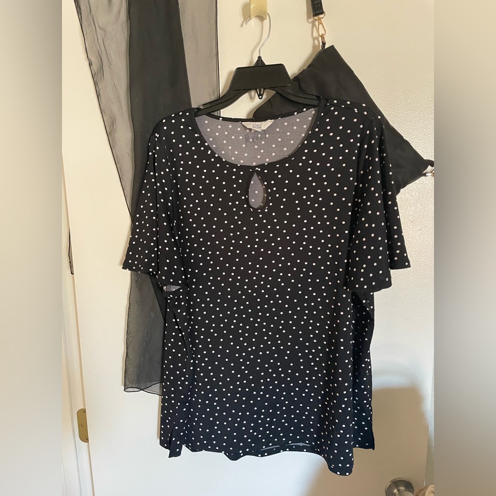 Croft & Barrow black polka dot blouse